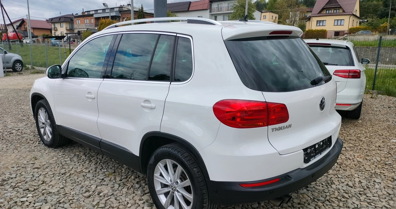 Volkswagen Tiguan cena 54900 przebieg: 130030, rok produkcji 2012 z Drohiczyn małe 92